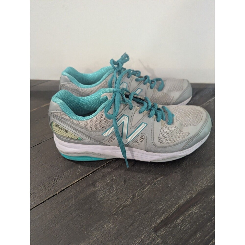 Size 7 - New Balance 1540v2 Made in USA Silver‎ Mint B